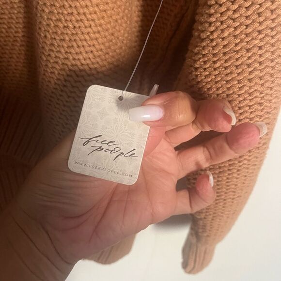 NWT Free People Alli V-Neck Sweater - Picture 10 of 10